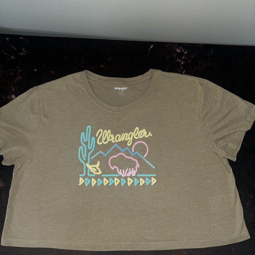 Wrangler Green Crop Top with Graphic Design